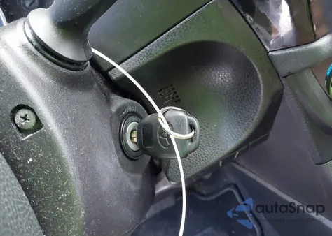 2015 Toyota Corolla Le z USA, uszkodzony, nr VIN 2T1BURHE4FC377723